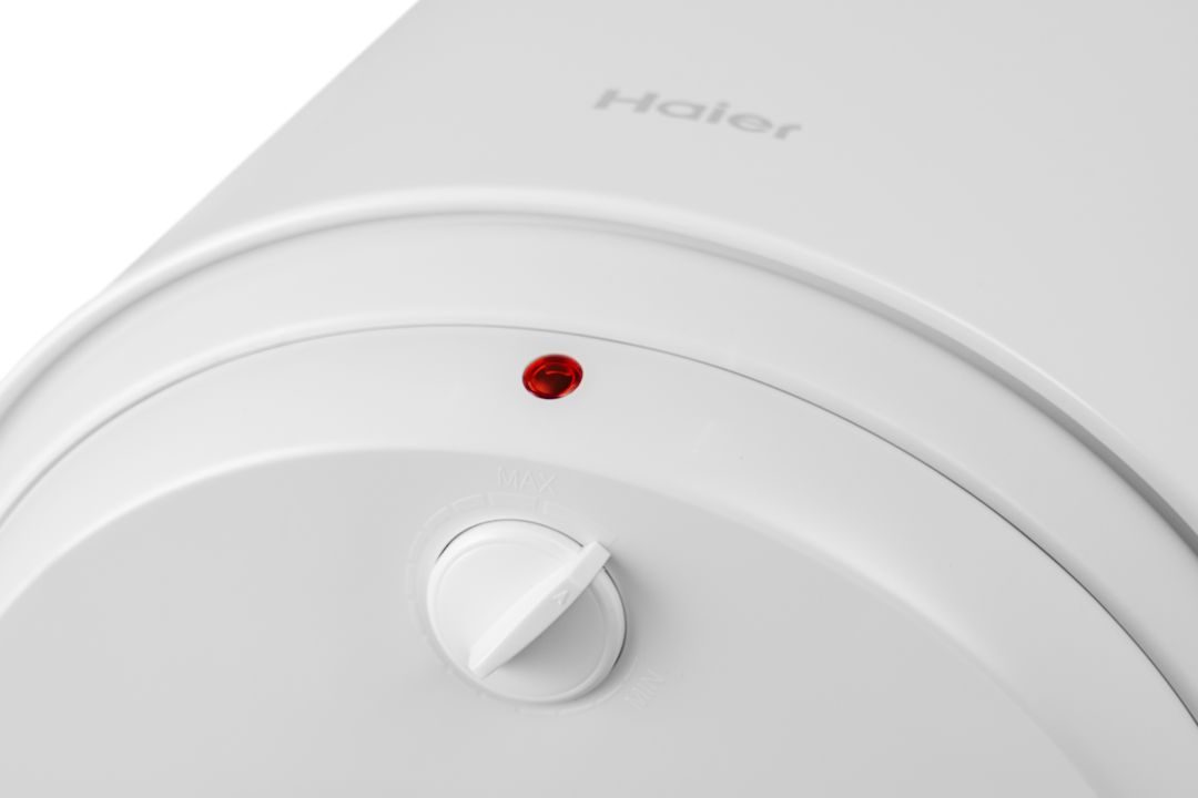 Фото Водонагреватель Haier 30 л узкий ES 30V-B2 Slim 5